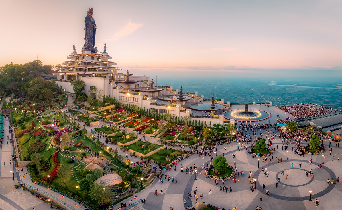 Khu du lịch Núi Bà Đen Tây Ninh